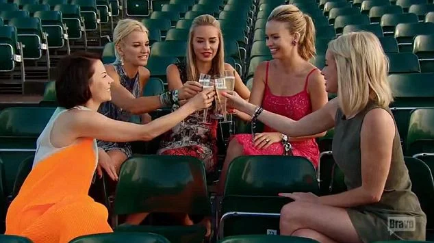 lol-cheers.jpg
