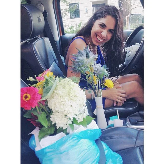 Only this wild child would {need to} buckle in her buds...🌸🌷🌺
Her words are water and her laugh is light. She grooms others to bloom and is an immeasurable delight. Twenty five and never more alive (justpleasedon'ttextanddrive). 🙈😘 #livlivelywhi