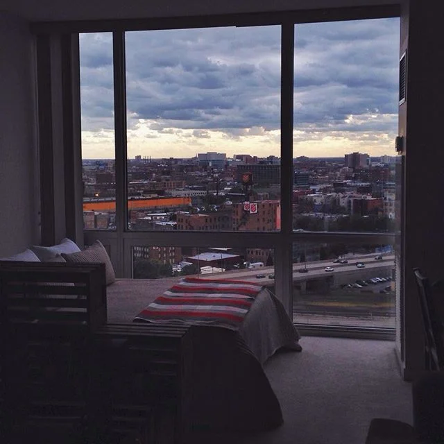 #windowwatching #windowweatherwatching #whilewhitworksfromhome #prettyviewsnevergetold