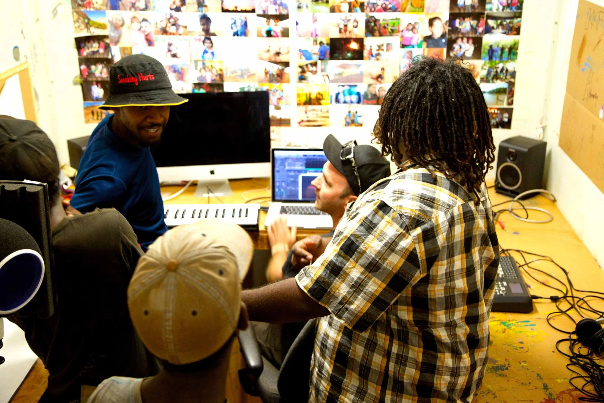 Workshops with Desert Sevens, Ampilatwatja, NT, 2014. Download here .