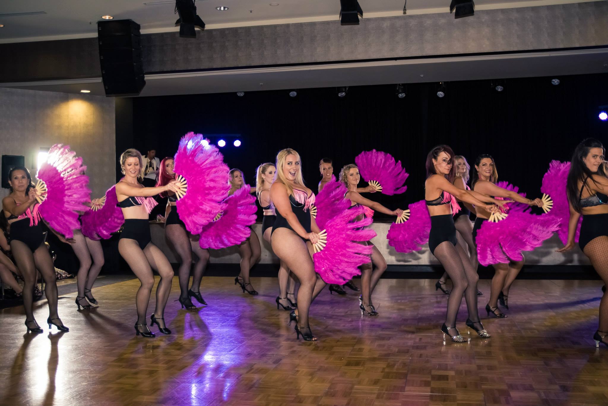 burlesque-performance-canberra.jpg