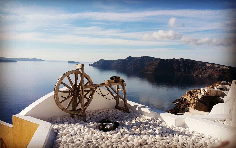 Virtual First Impressions of Santorini - Live Experience from Greece