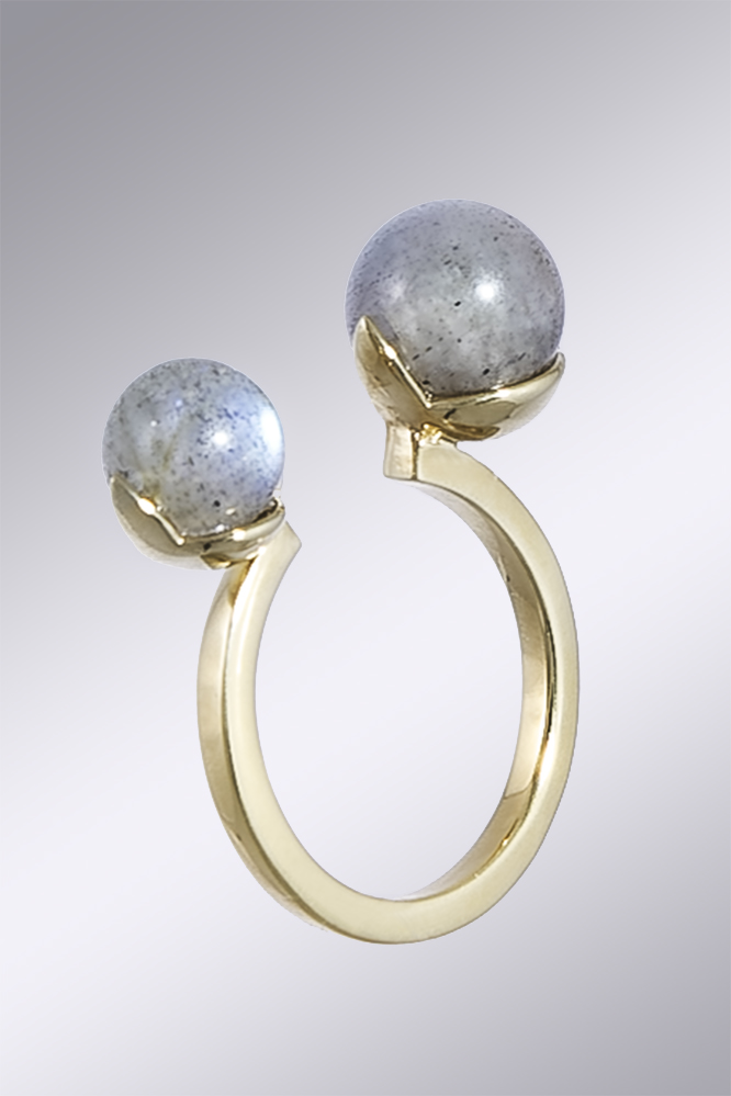 La_Fiancee_du_Facteur_YJ2016_Naatchaya_Ring_01.jpg