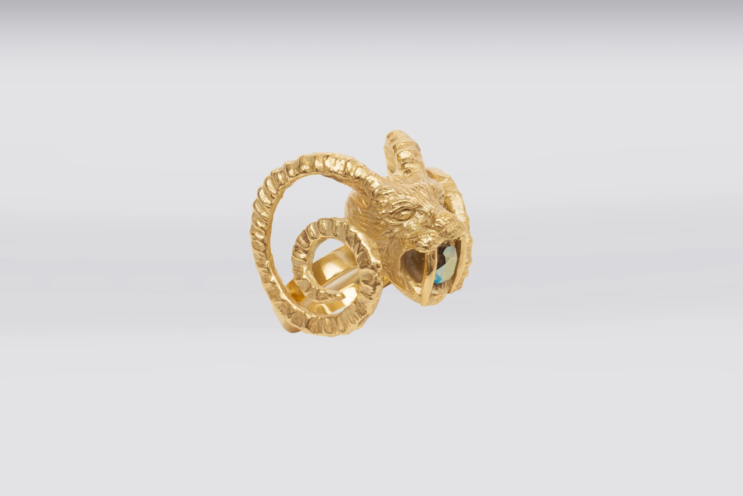 Henmios Ring