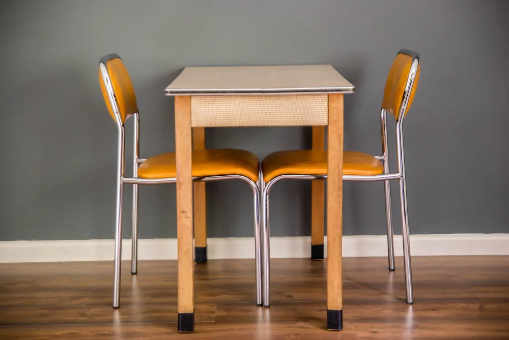 formica table