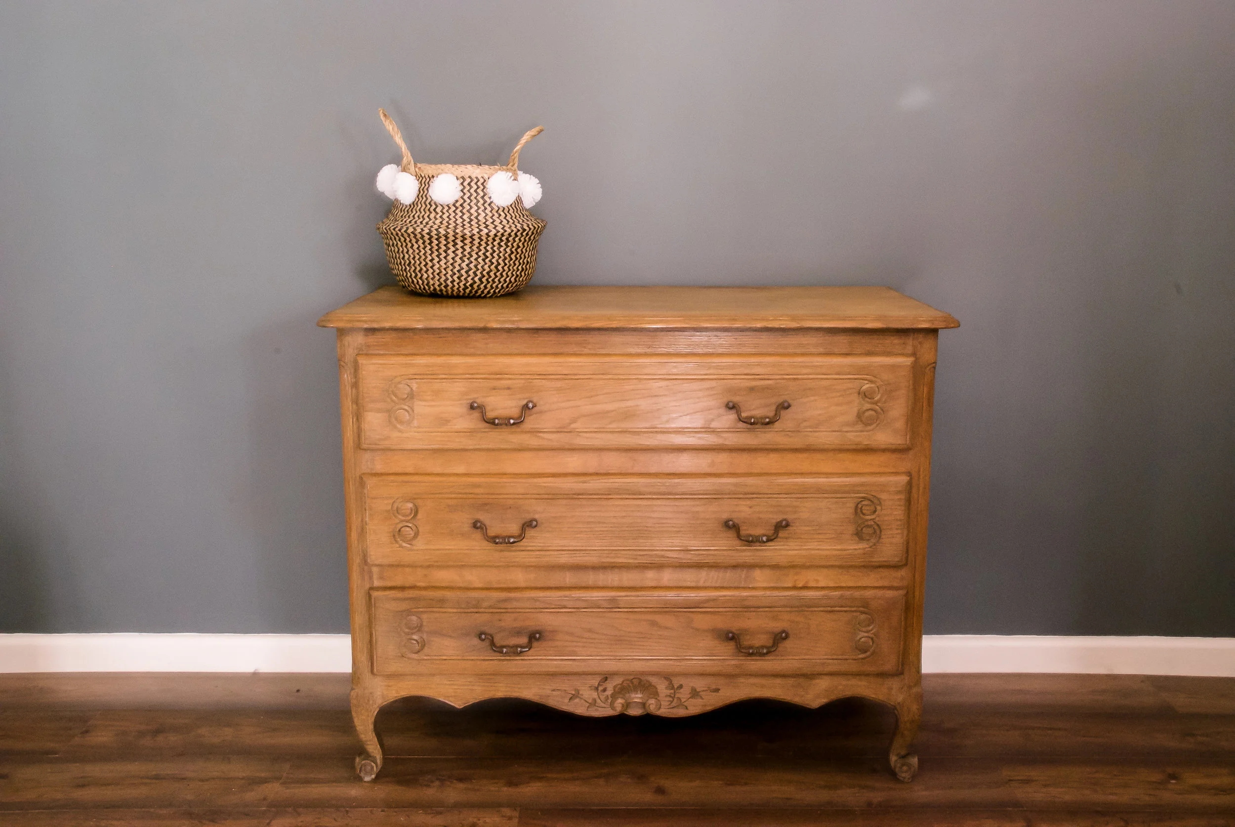 French chest of drawers