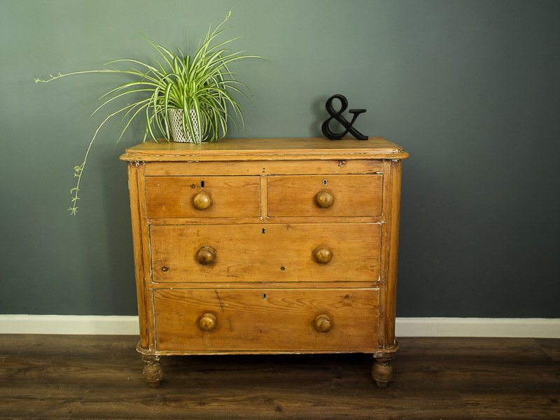 chest of drawers_.jpg