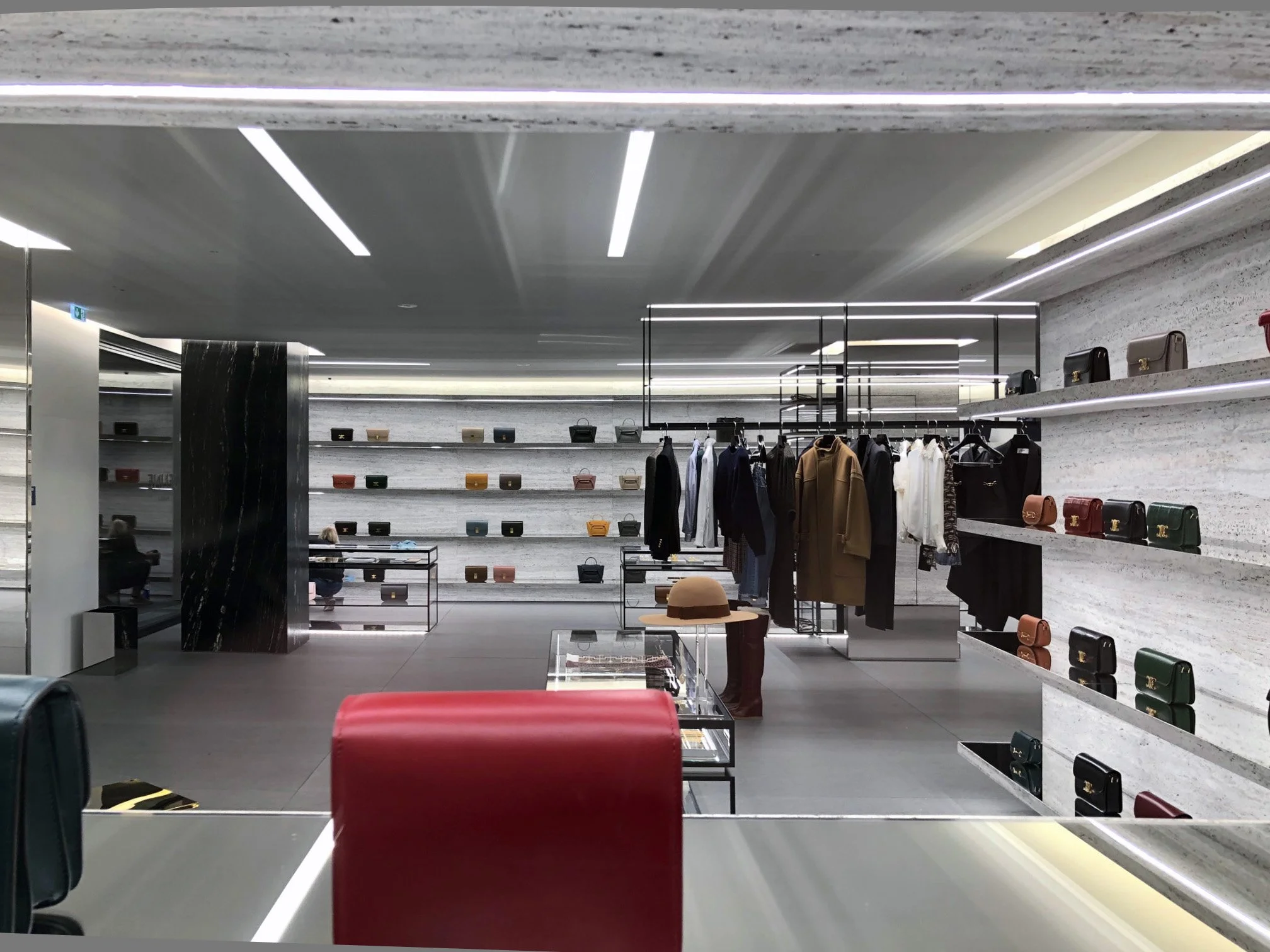 Celine Store Frankfurt_ Leonhard Architekten 03.jpg
