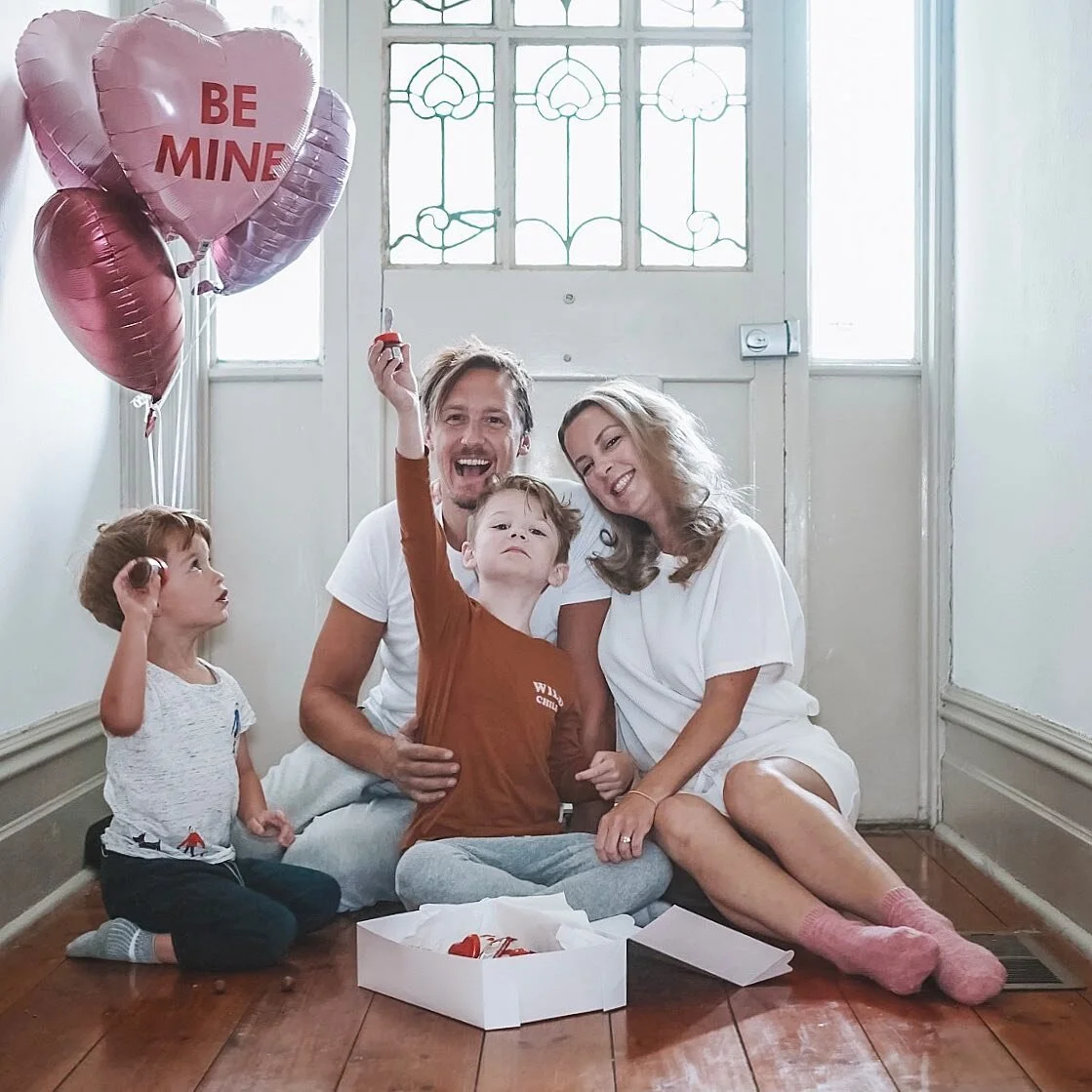 Valentines Day spent with the fam 💕 Donuts and balloons, park walks and just general taking it easy. Not bad for second day of iso!