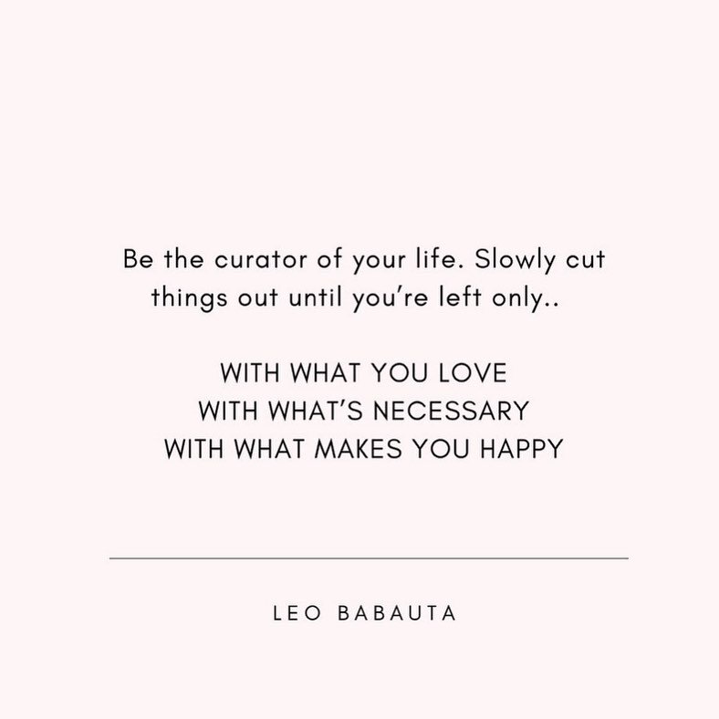 Some life (&amp; wardrobe) advice. You don&rsquo;t need as much as you think you do.✨

#lessismore #fewerbetter #beinspired #elevatetheeveryday #keepingitsimple #wardrobe #advice #essentials #minimal #behappy #balance