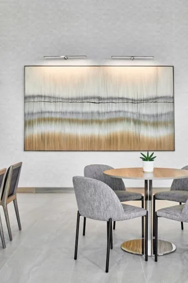 dining seating 1.jpg