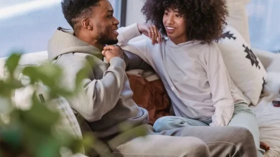 couple mindful of attention while sharing.