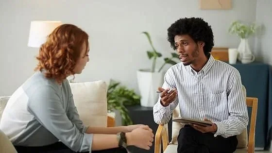 woman in individual therapy trying to process relationship problems, which has its limits, the third myth busted.