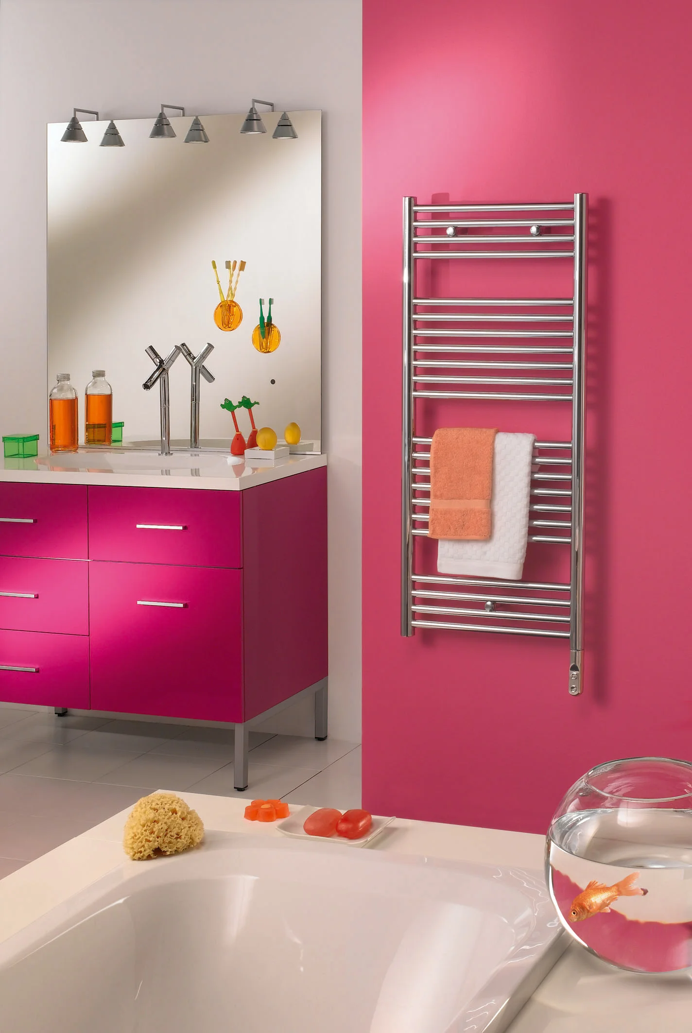 Zehnder-Atoll-chrome-electric.jpg