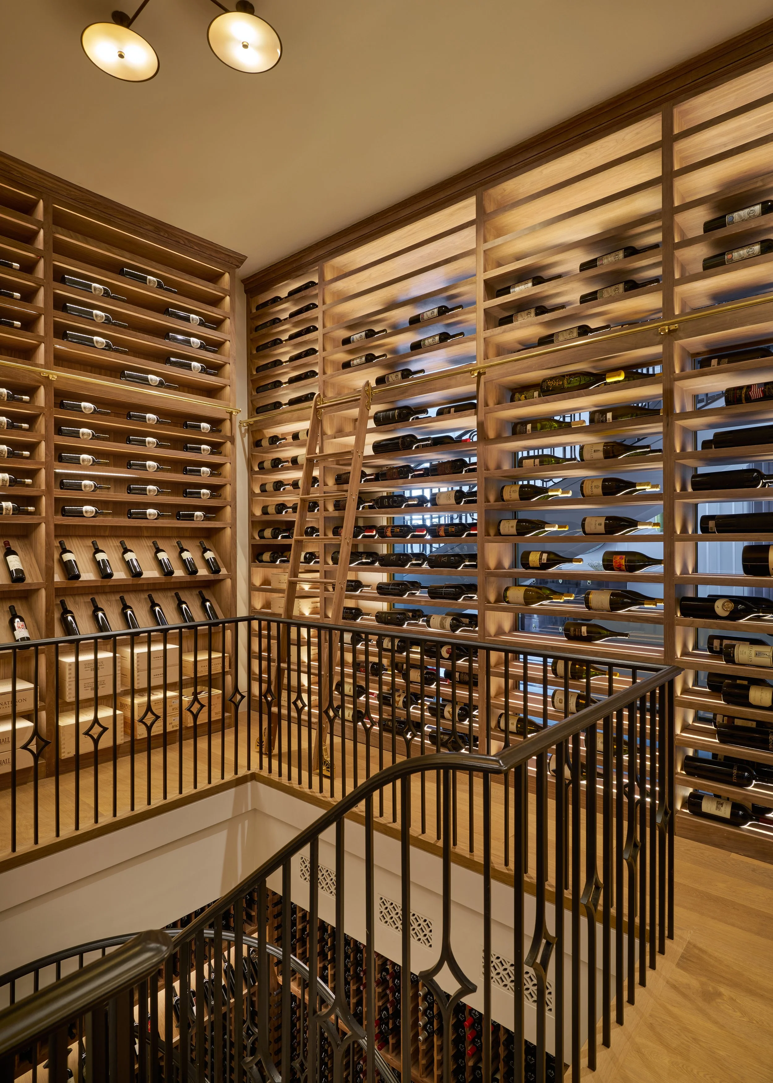 18-Wine Room.jpg