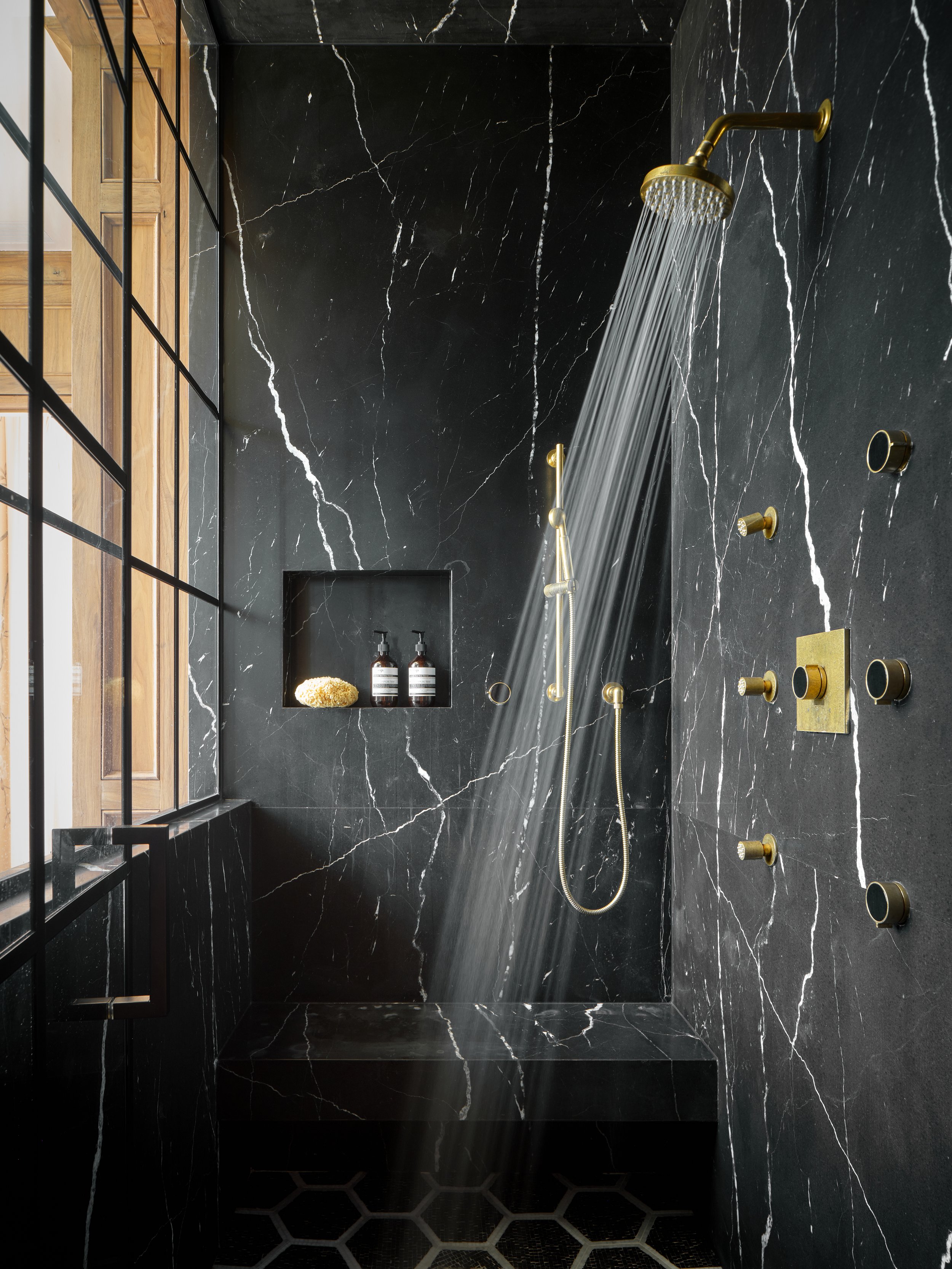 36-His Bath.jpg