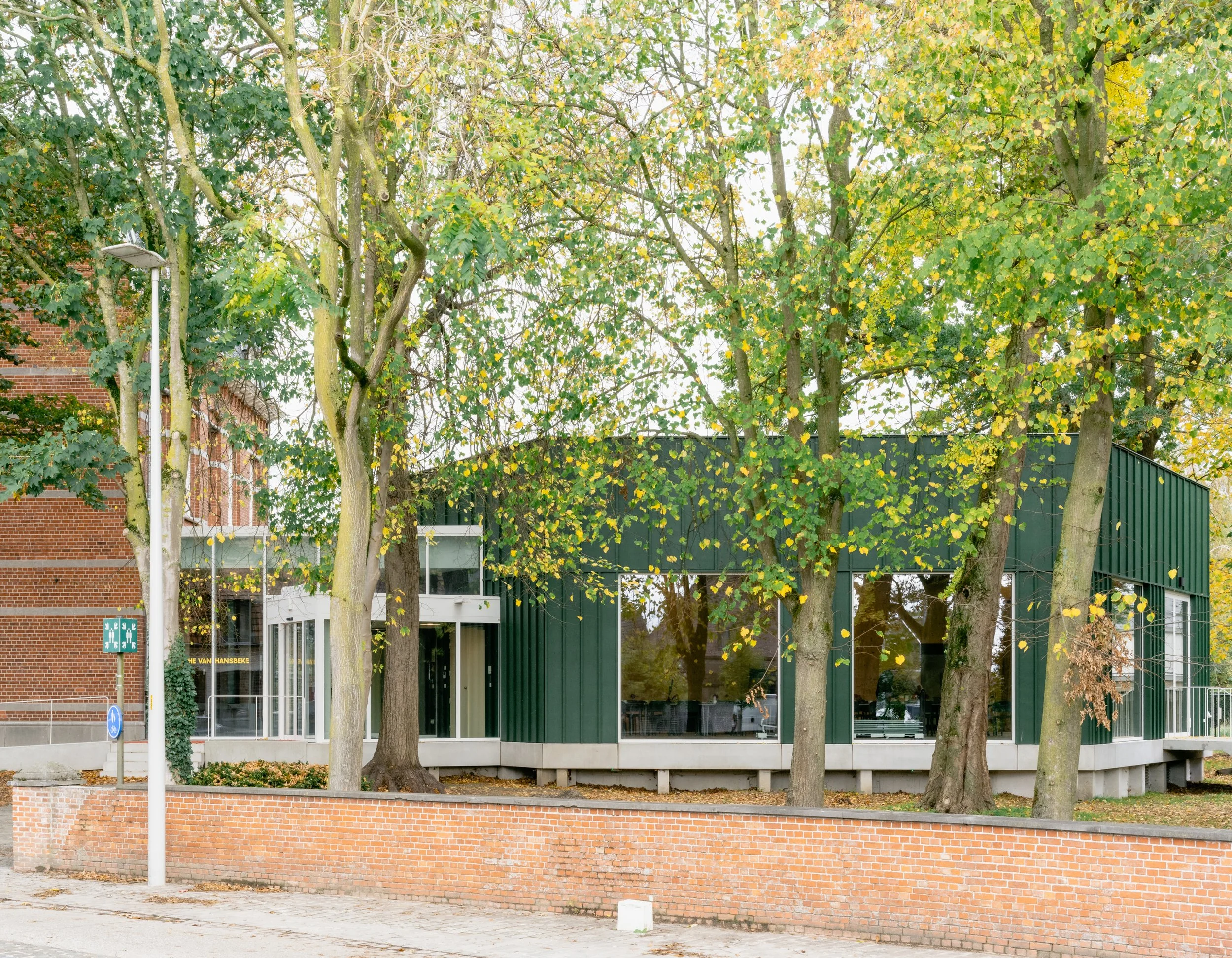 20251022-NERO-Dorpshuis-Hansbeke-©-Victor De Smet-4.jpg