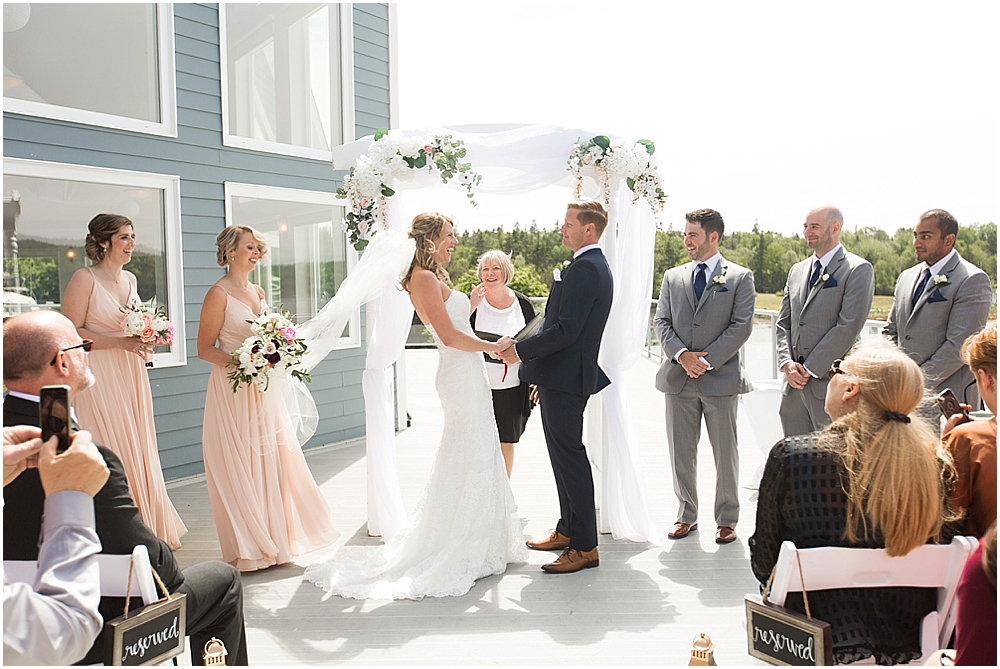 Shining-Waters-Wedding-Chantal-Images_0022.jpg