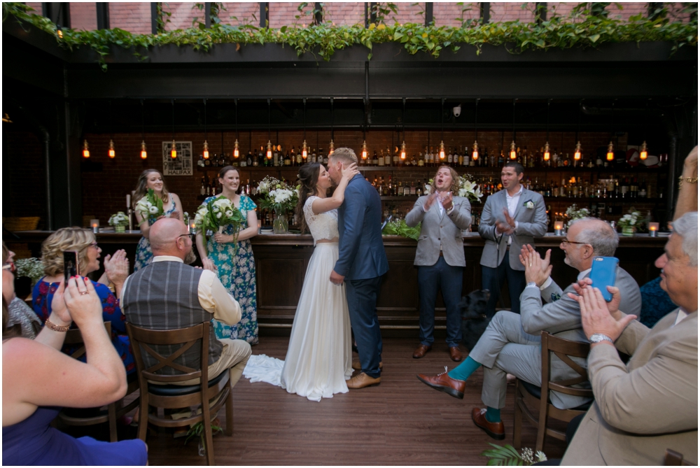Lot-Six-Wedding-Chantal-Routhier-Photography_0023.jpg