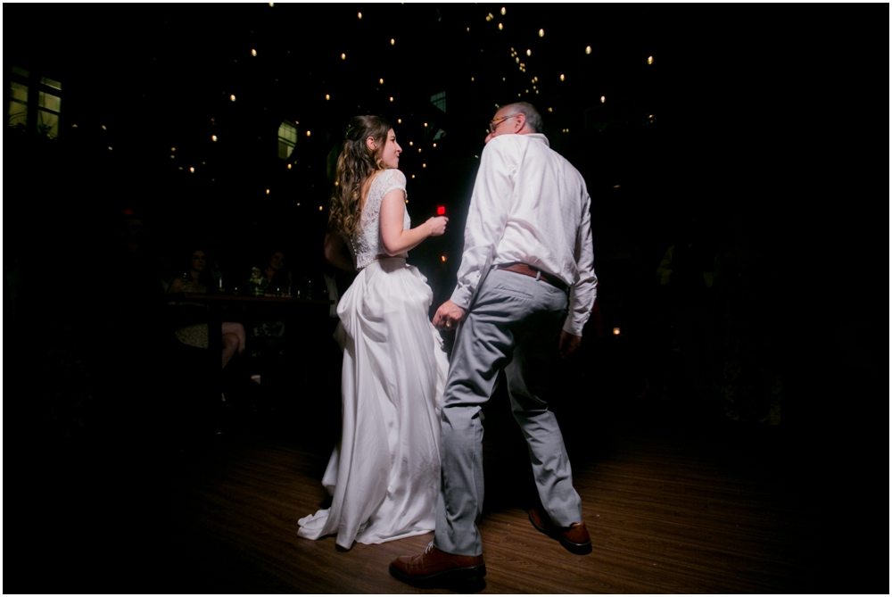 Lot-Six-Wedding-Chantal-Routhier-Photography_0033.jpg