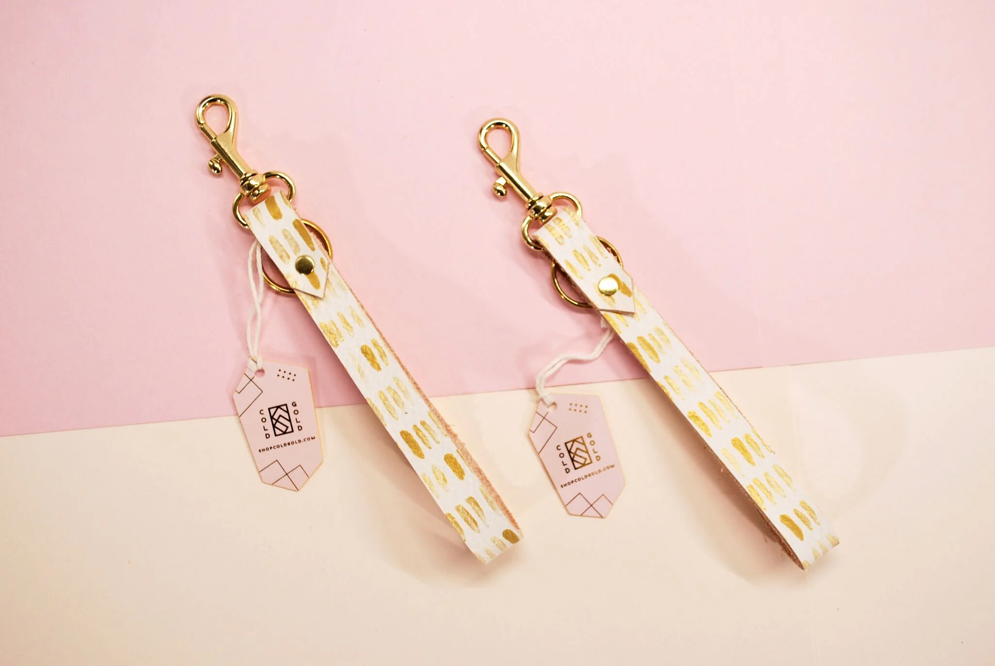Ivory_Gold_Keychain_033_preview.jpg