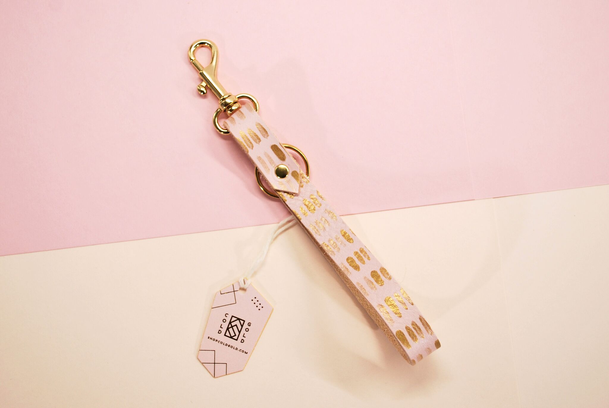 Pink_Gold_Keychain_033_preview.jpg