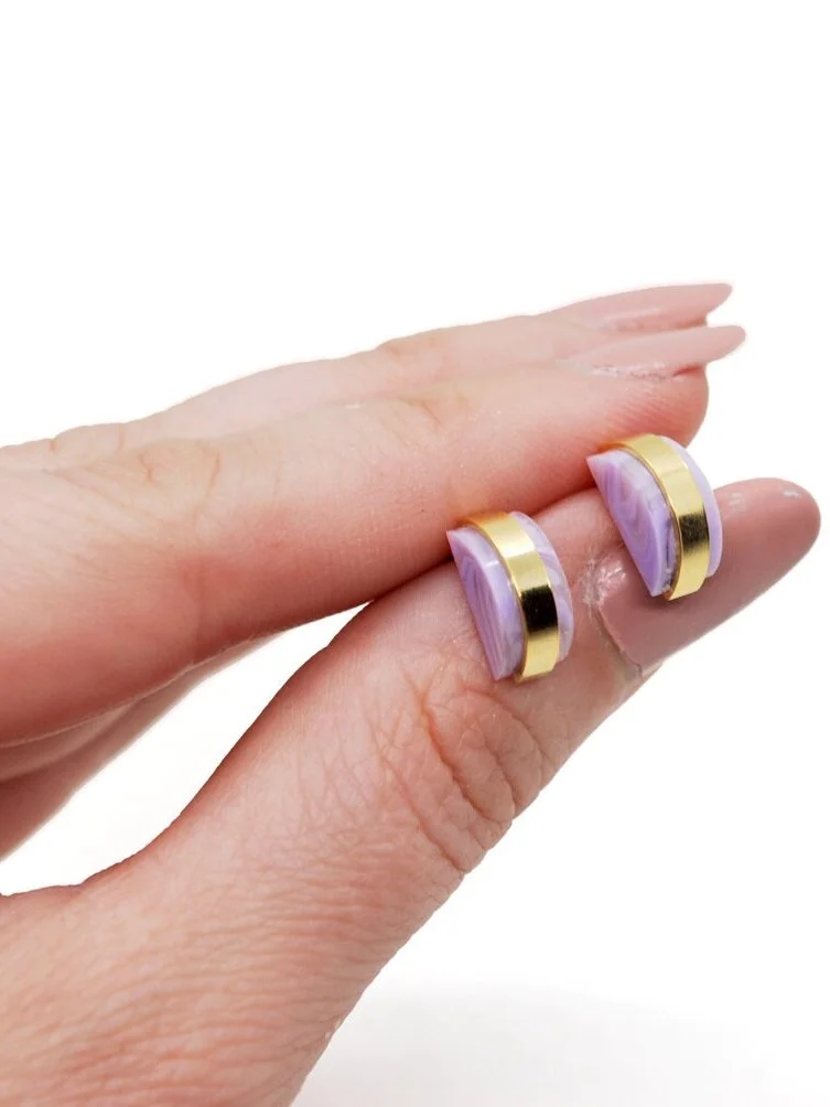 Cold Gold studio studs in amethyst.