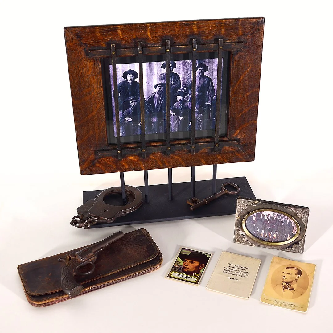 Serrianne.LockUp.DH4710.LR 2.jpg