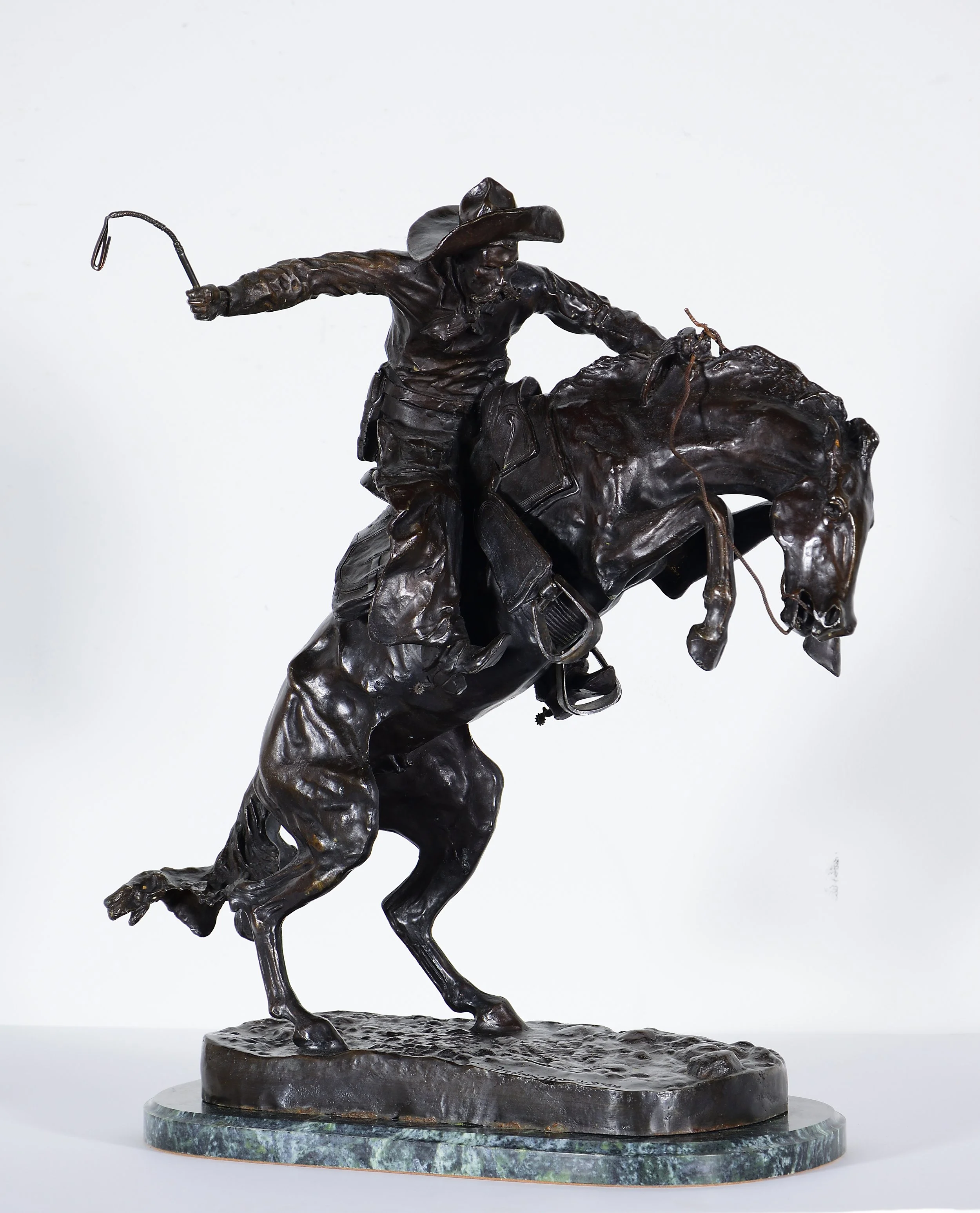 Remington.BroncoBuster.DH5252.jpg