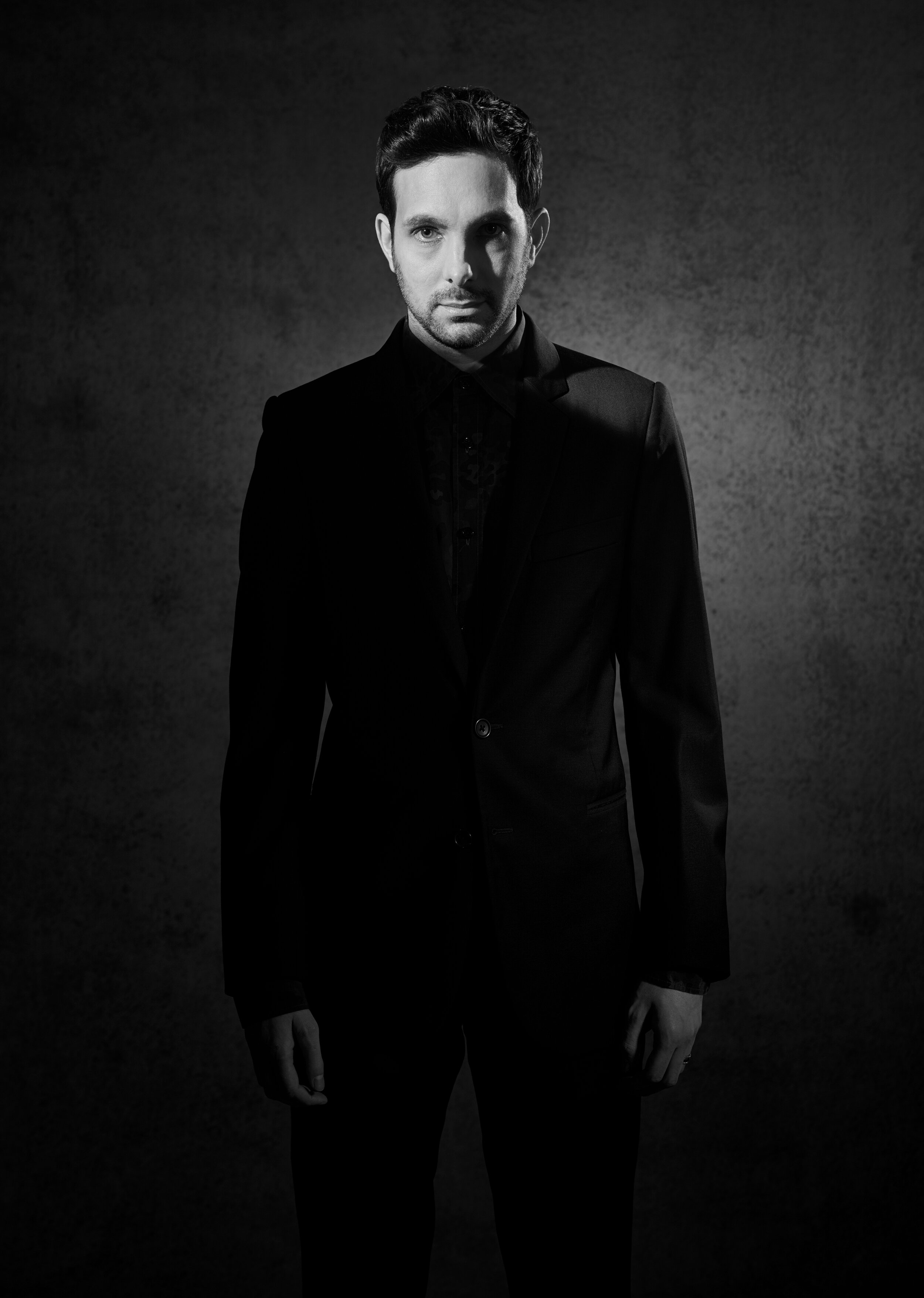 Copy of Q18_Dynamo_SET-03_008_RETOUCHED.jpg