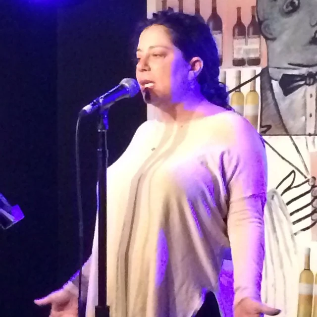 @amydklein shares a touching story about the trials and tribulations of getting pregnant at this past week's @yumsthewordshow #storytelling #stories #themoth #nycstorytelling #nyc #newyorktimes #fertilitydiary #motherlodeblog