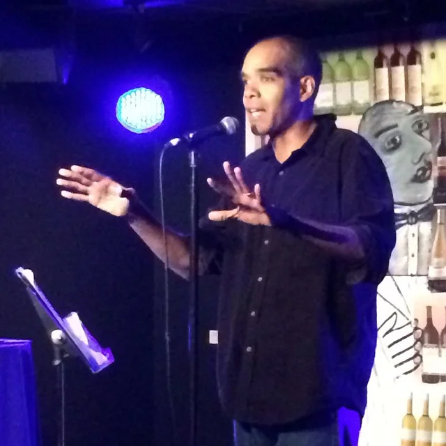 The incomparable &amp; hilarious @dionflynn shares his struggle of wanting to reveal his true self on his TV debut at this past week's @yumsthewordshow #storytelling #stories #themoth #nycstorytelling #nyc #fallontonight #jimmyfallon #obama #mothstor