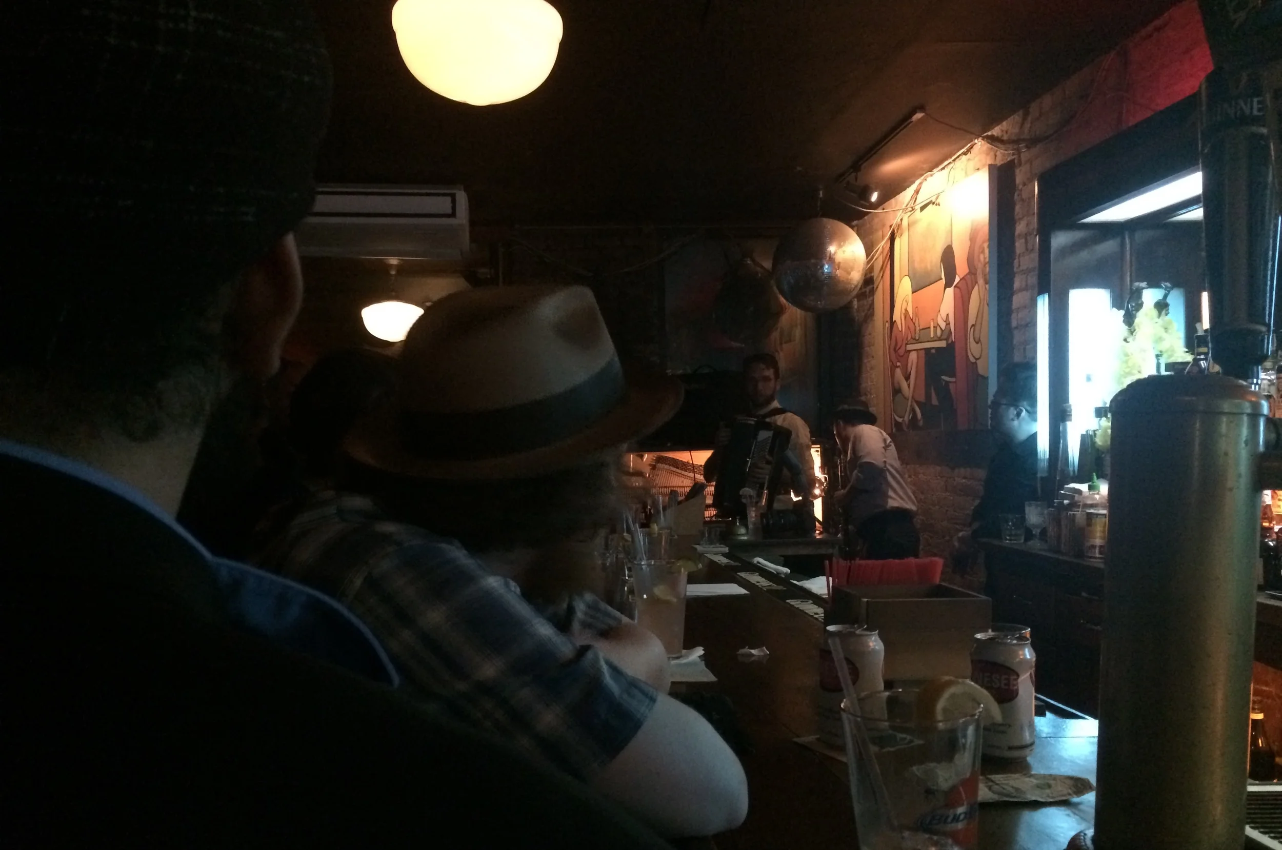 Get in where you fit in at mona's