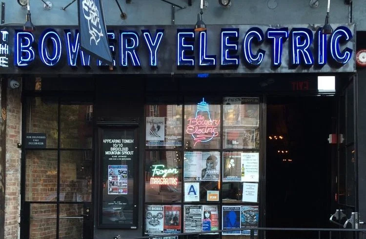 Monday: Flautas, Free Drinks and 45's