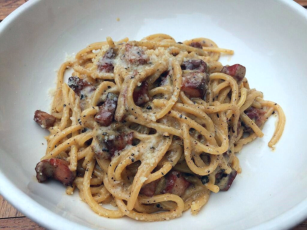 chitarra alla carbonara