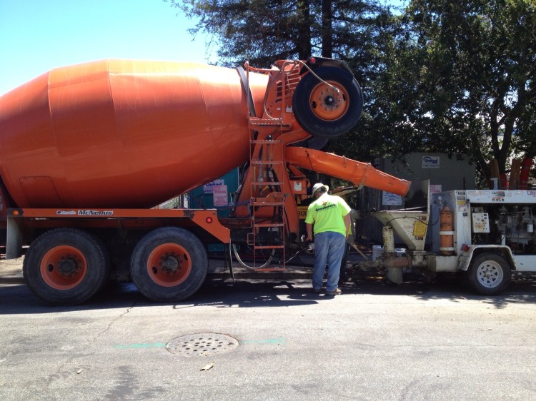 2.-love-the-orange-concrete-truck-750x562.jpg