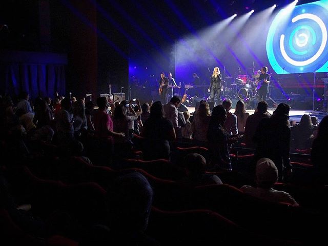 Paula Toller
Dia Mundial do Diabetes ➰
Novembro Azul
Cidade das Artes
#macaudio #sound #CidadesdasArtes #SBD #SBEM #riodejaneiro #diabetes #novembroazul #healthyeating #healthyfood #awareness #conscientização #fitnessmotivation #FleetingCircus #Mumuzinho #SandradeSá #DadoVillaLobos #LegiãoUrbana #PaulaToller #FaustoFawcett
#JoséLoreto #SimoneSoares #guitar #acoustic #singer #music #show #culture #girl #blonde
