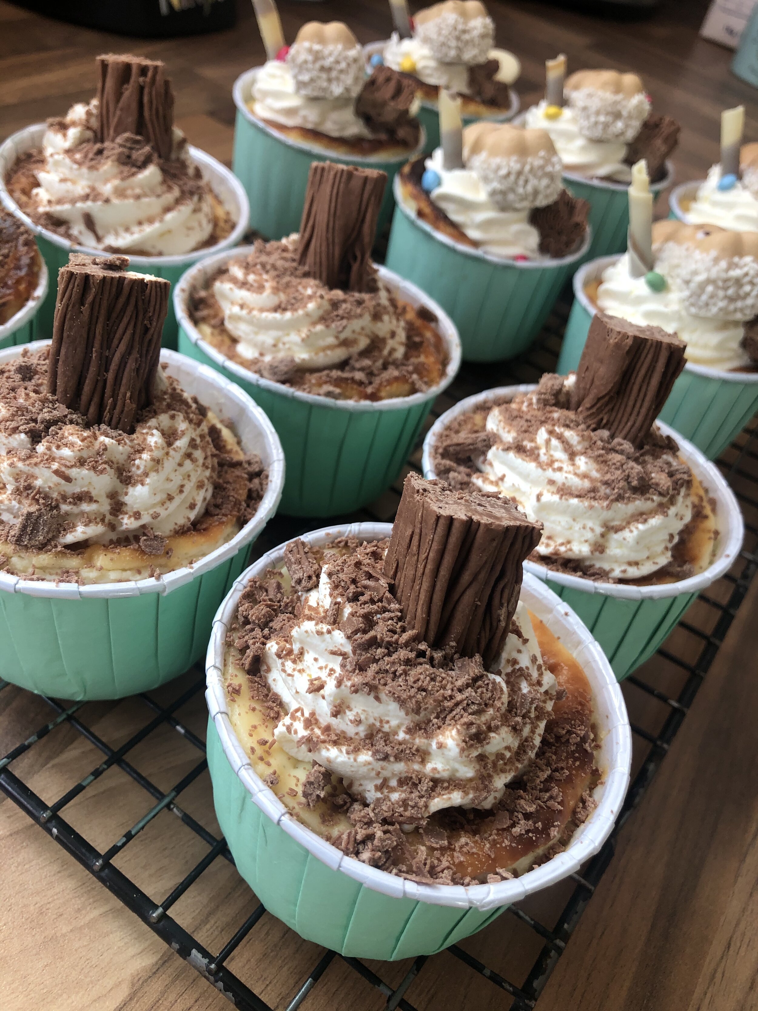 37E341F3-6144-48E7-9EFA-11CFBB42D1BD