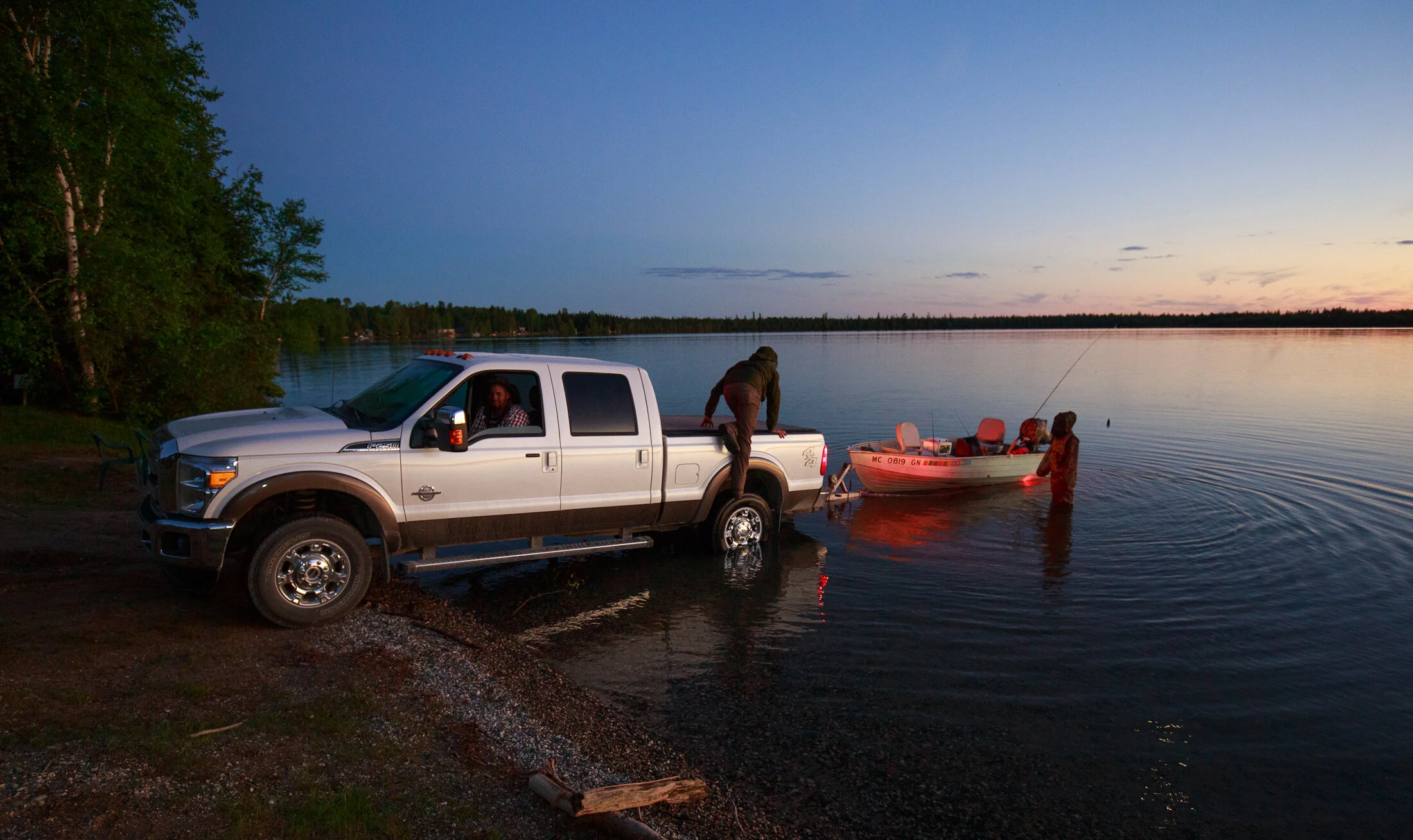 2018 - Evening launch on Pamela Lake