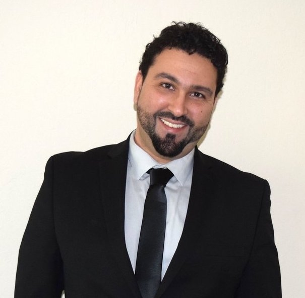 FOUNDER of NOOR HC and the Coffee with Karim Podcast