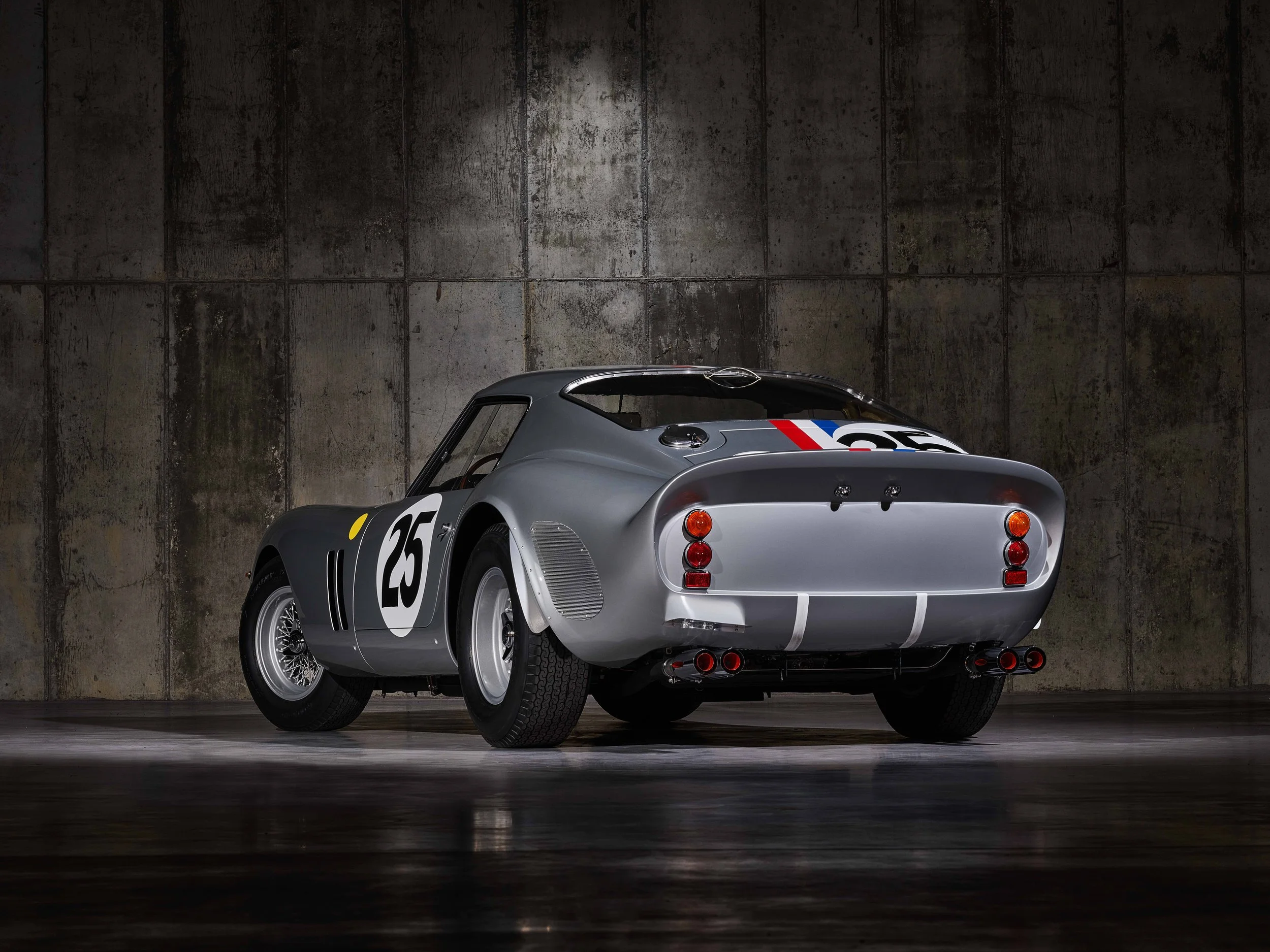 Ferrari GTO 25037884_V1.jpeg