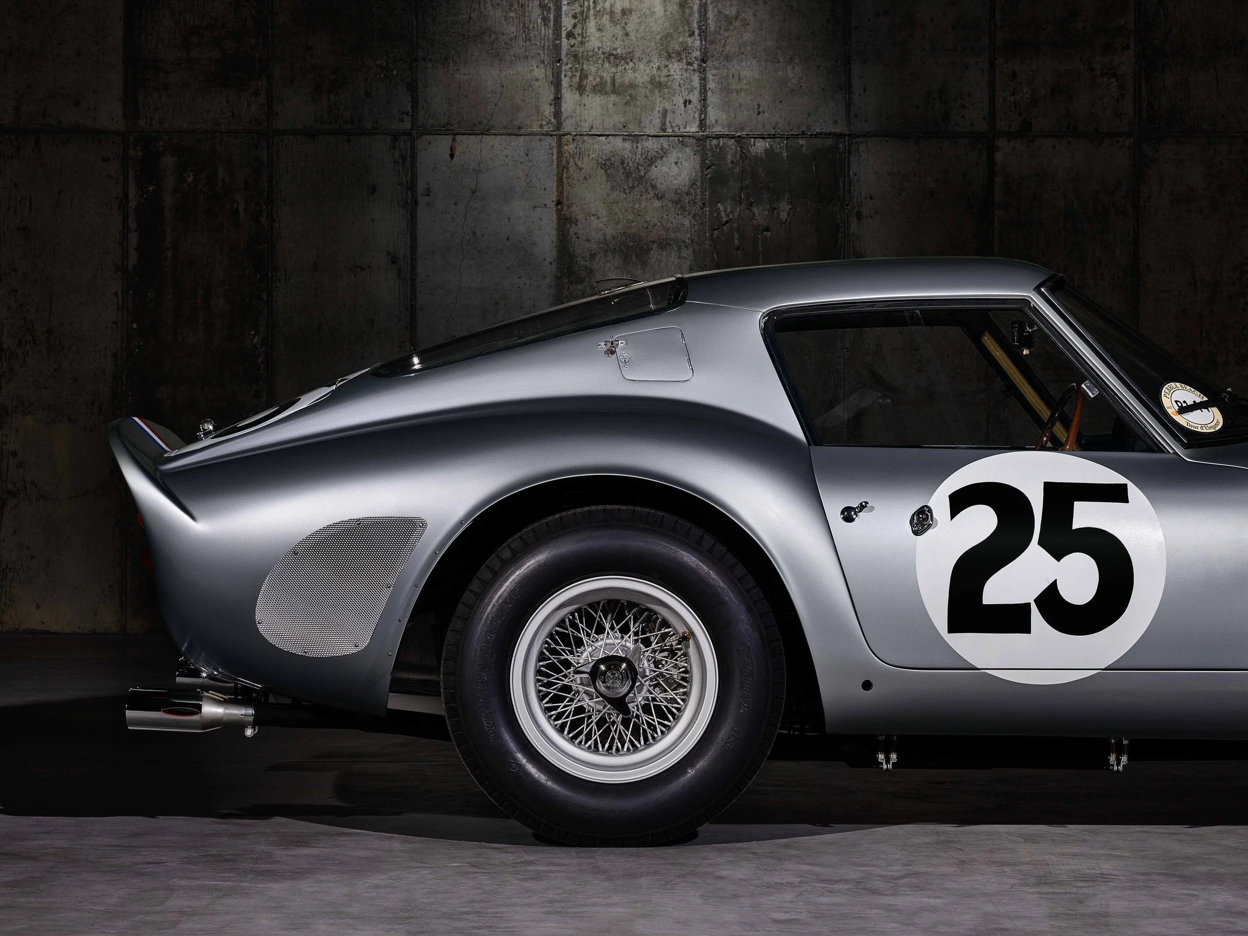 Ferrari GTO 25037910_v1.jpeg