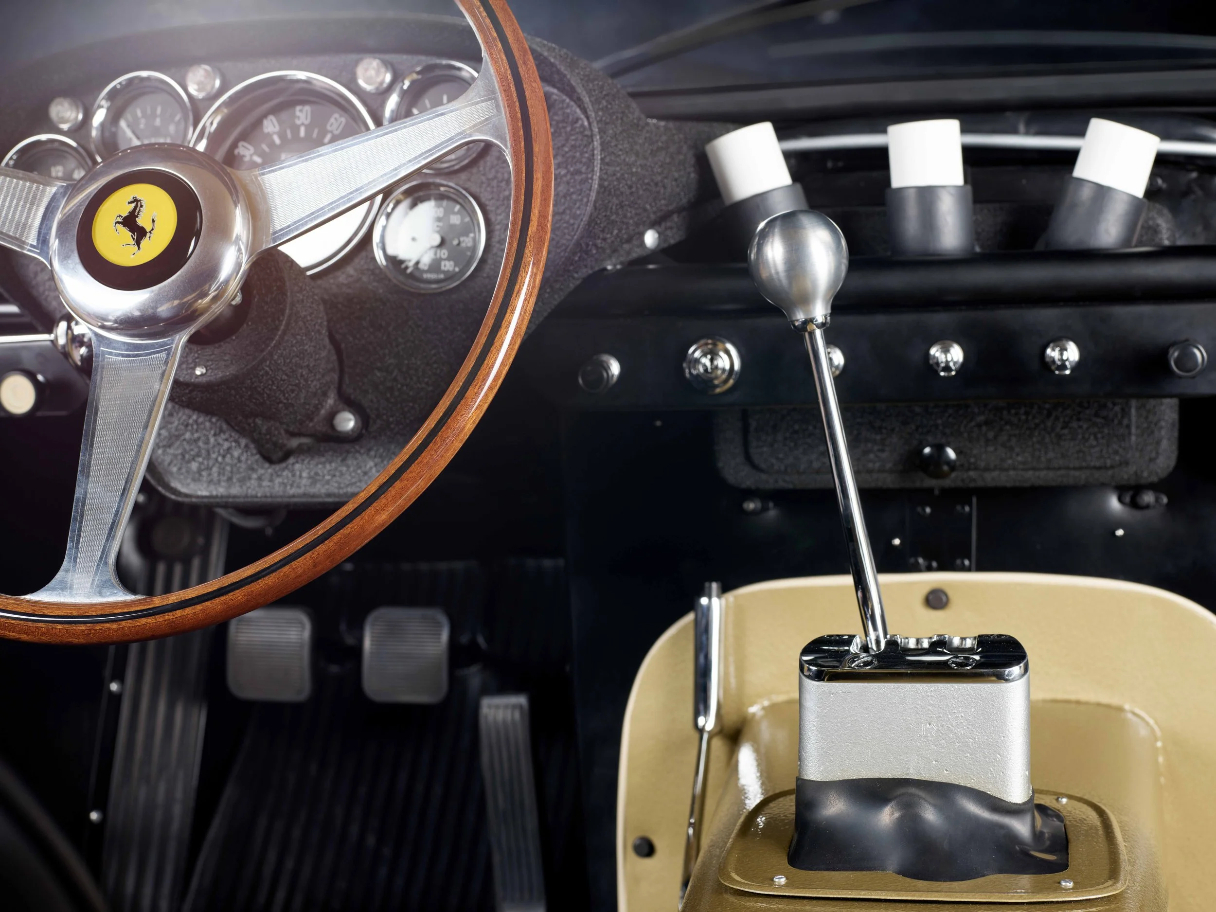 Ferrari GTO 25038041_v1.jpeg