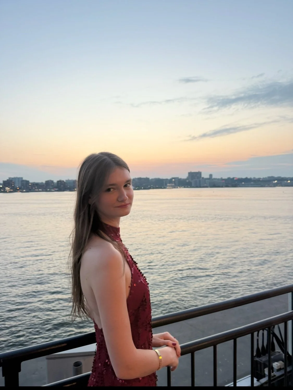 @ Adélie Pizenberg # CC - Psychology &amp; Financial Economics # New York, NY
