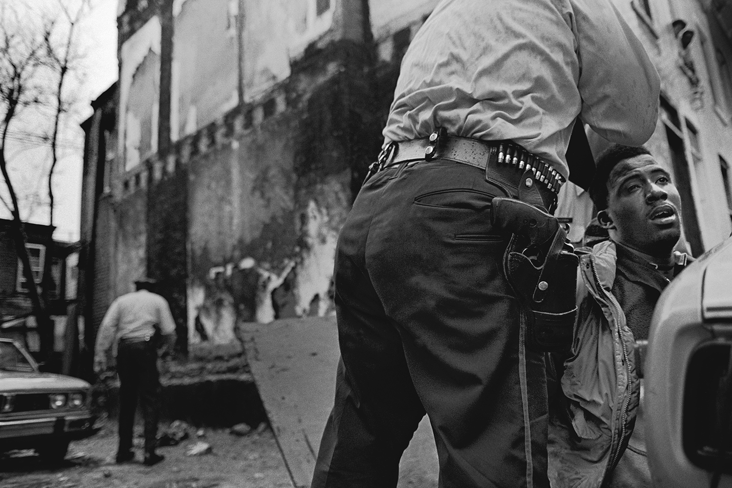   Search for gun  North Philadelphia, PA. &nbsp;1990 