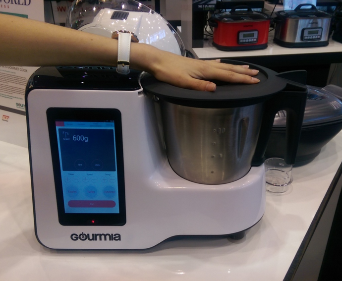 Gourmia IoT Cooking Appliance At Home and Housewares Show