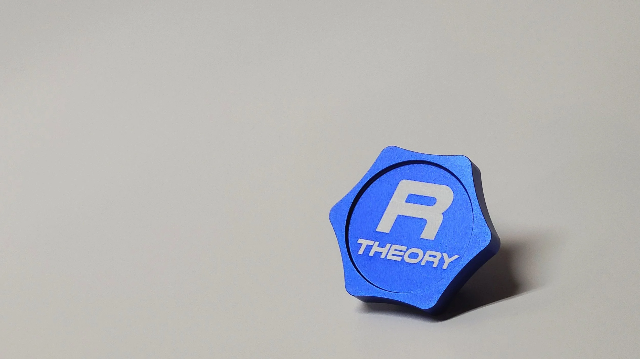 NA/NB MX5 Miata Billet Aluminum Oil Cap (19902005) — R Theory Motorsports