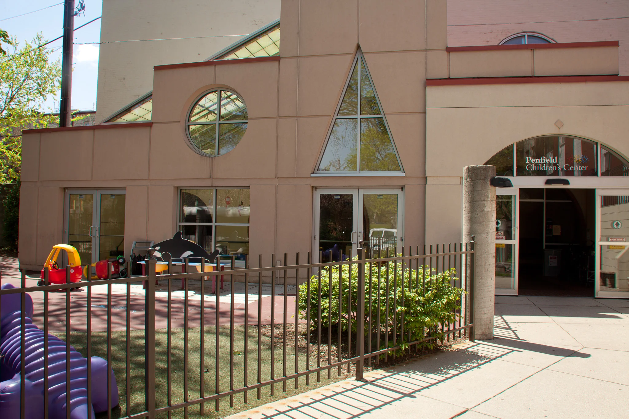 Penfield Children’s Center 833 North 26th Street Milwaukee, WI 53233 Phone: 414.344.7676 Fax: 414.344.7739 Center Director: LaShanda Evans