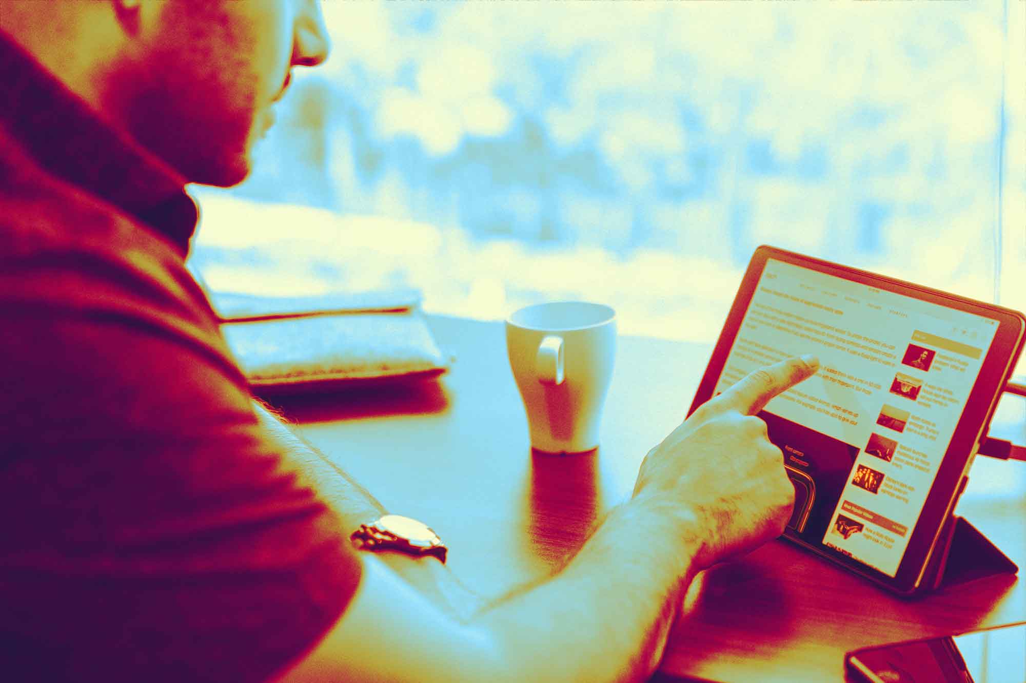 Tabletbrowsing.jpg