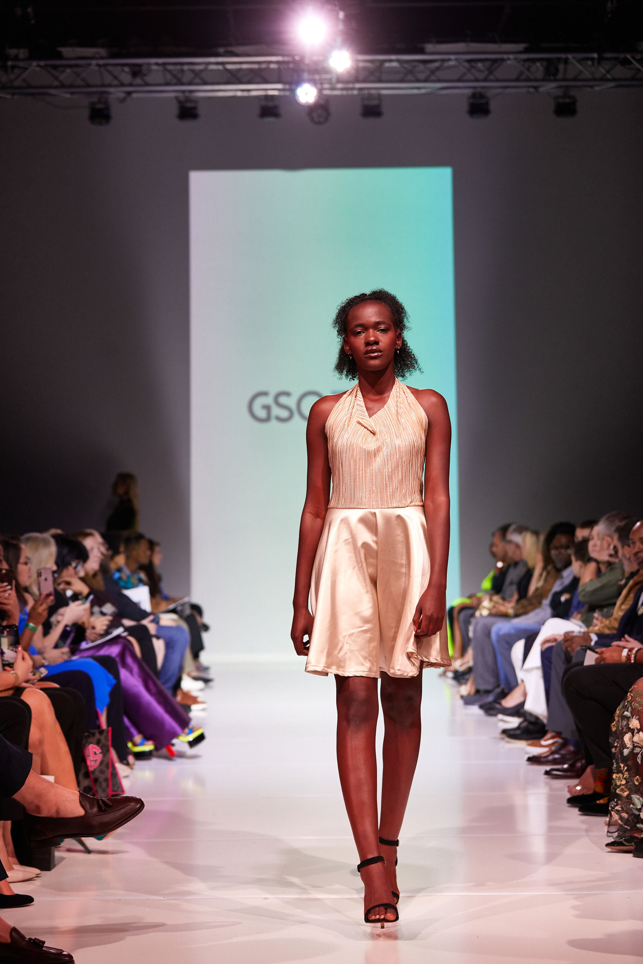 0850_JEJPhotos_GSOFW-EmergingDesigners_JJ_3942.jpg